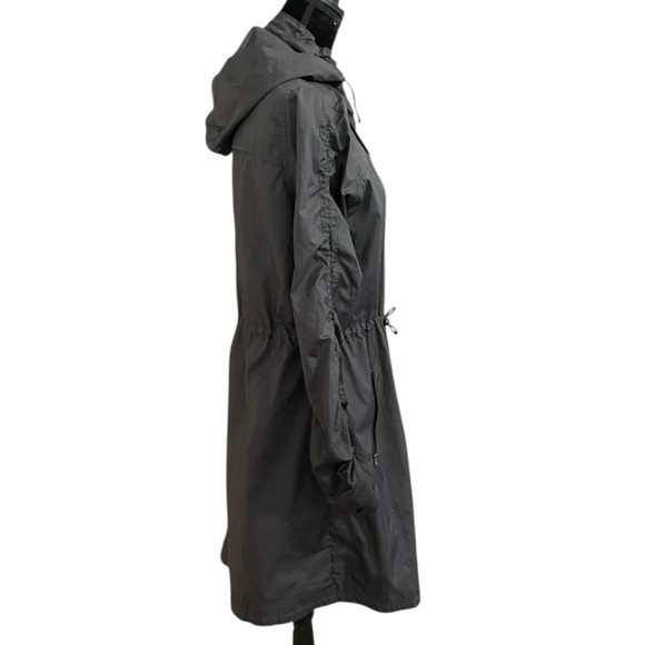 Lucy Hooded Packable Windbreaker Jacket Womens XP black full zip active outdoors - Picture 3 of 6